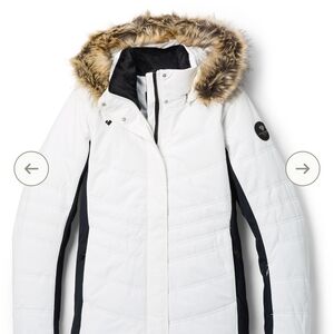 Obermeyer White Ski Jacket with Faux Fur Hood